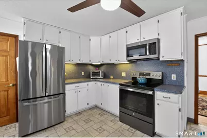 19 Dean Avenue, East Windsor, CT 06088 - Photo 14