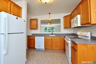 310 Kings Landing, Windsor, CT 06095 - Photo 12