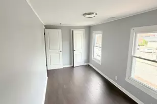 [Address not provided], New Haven, CT 06519 - Photo 6