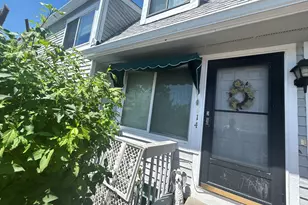 614 Longfellow Dr, Branford, CT 06405 - Photo 2