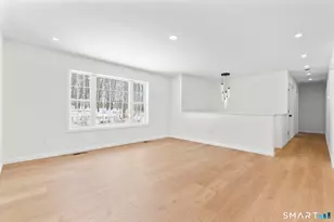 281 Traverse St, Waterbury, CT 06704 - Photo 18