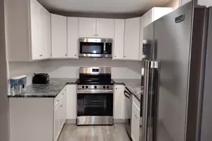 183 Amity St, Meriden, CT 06450 - Photo 10