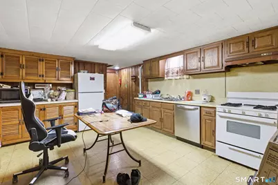 3 Vernon Street, West Haven, CT 06516 - Photo 2