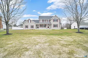 36 Cardinal Way, South Windsor, CT 06074 - Photo 2