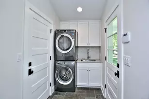 55 Kings Hwy N, Westport, CT 06880 - Photo 16