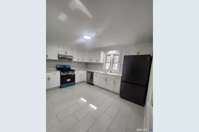 2916 East Main Street, Waterbury, CT 06705 - Photo 8