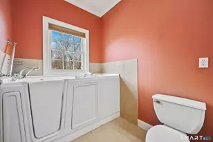 521 Heatherwood Ct, Oxford, CT 06478 - Photo 18