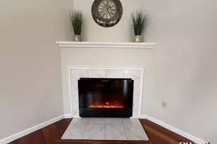 34 Rose Ct, Rocky Hill, CT 06067 - Photo 10