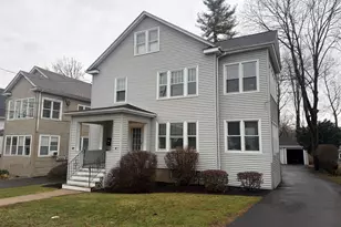 65 Burr St, West Hartford, CT 06107 - Photo 1