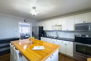 153 Cherry Hill Dr, Bridgeport, CT 06606 - Photo 14