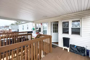 153 Cherry Hill Dr, Bridgeport, CT 06606 - Photo 12