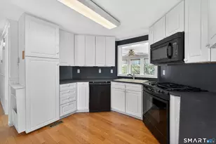 82 Colchester Cmns, Colchester, CT 06415 - Photo 6