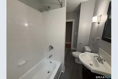 800 Farmington Avenue #5, West Hartford, CT 06119 - Photo 8