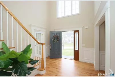 98 Arbor Crossing, East Lyme, CT 06333 - Photo 12