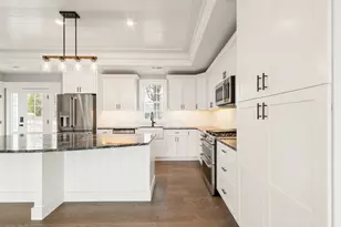 104 Eastfield Rd, Waterbury, CT 06708 - Photo 10