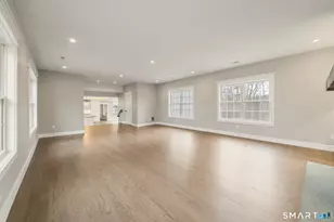 104 Eastfield Rd, Waterbury, CT 06708 - Photo 18