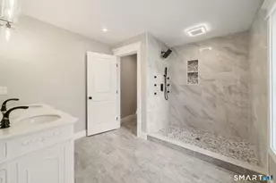 104 Eastfield Rd, Waterbury, CT 06708 - Photo 32