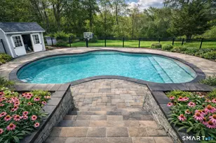 104 Eastfield Rd, Waterbury, CT 06708 - Photo 2