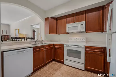 2590 Gold Star Highway #311, Groton, CT 06355 - Photo 8