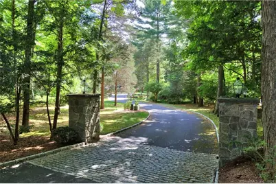 62 Weston Road, Westport, CT 06880 - Photo 2
