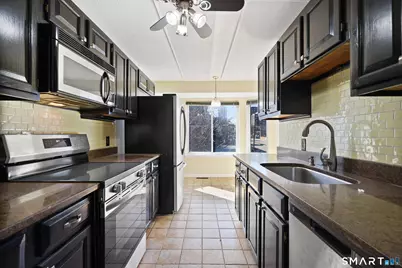 1611 Washington Boulevard #APT 1, Stamford, CT 06902 - Photo 10