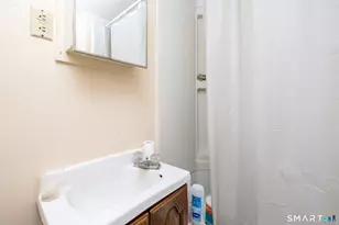 44 Curtiss Ave, Bristol, CT 06010 - Photo 20