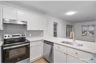 468 Main Street #318, East Lyme, CT 06357 - Photo 20