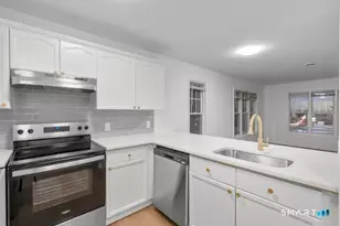 468 Main St, East Lyme, CT 06357 - Photo 20