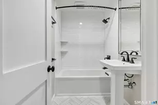 245 Unquowa Rd, Fairfield, CT 06824 - Photo 24