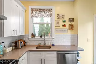 82 Main St, West Haven, CT 06516 - Photo 16