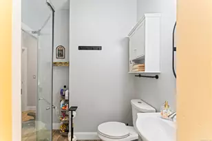 82 Main St, West Haven, CT 06516 - Photo 18