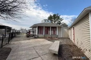 153 Sterling Village, Meriden, CT 06450 - Photo 16