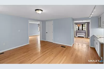 83 Meadowbrook Road, West Hartford, CT 06107 - Photo 12