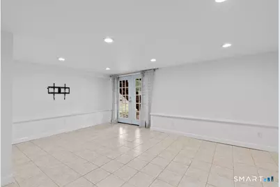 83 Meadowbrook Road, West Hartford, CT 06107 - Photo 28