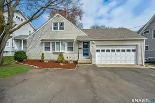 304 Huntington Rd, Stratford, CT 06614 - Photo 2