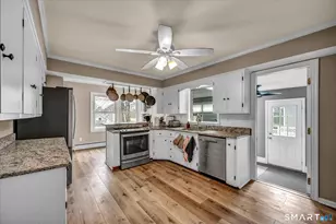 304 Huntington Rd, Stratford, CT 06614 - Photo 16
