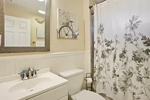 217 Macon Dr, Bridgeport, CT 06606 - Photo 12