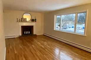 52 Lawton Rd, Manchester, CT 06042 - Photo 8