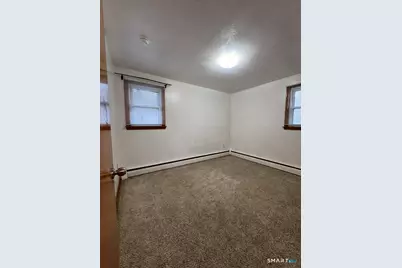 16 Grove Street, New London, CT 06320 - Photo 12