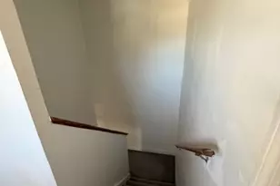 192 High St, Fairfield, CT 06824 - Photo 2