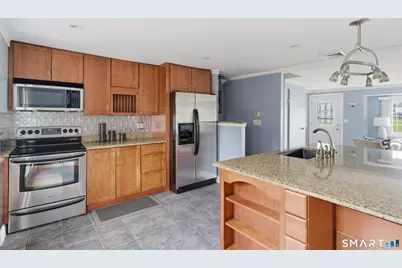 28 Ashford Road, West Hartford, CT 06107 - Photo 14