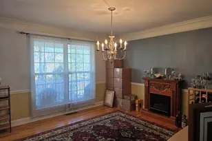 30 Commodore Hull Dr, Derby, CT 06418 - Photo 8