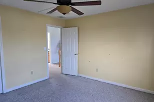 30 Commodore Hull Dr, Derby, CT 06418 - Photo 18