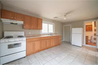 762 State Street #2, New Haven, CT 06511 - Photo 2