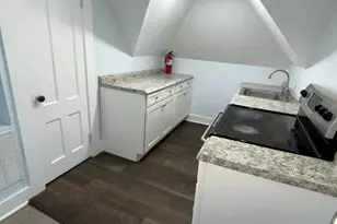 72 Main St, West Haven, CT 06516 - Photo 8