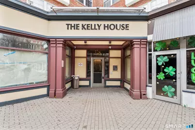 196 Crown Street #209, New Haven, CT 06510 - Photo 2