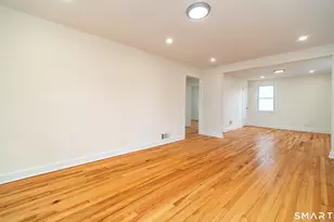 484 Reitter St W, Stratford, CT 06614 - Photo 6