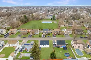 484 Reitter St W, Stratford, CT 06614 - Photo 38