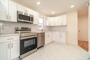 484 Reitter St W, Stratford, CT 06614 - Photo 12