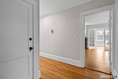 219-221 Jordan Lane, Wethersfield, CT 06109 - Photo 18